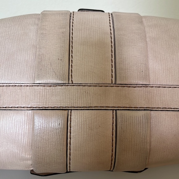 Tod’s handbag - Picture 6 of 14